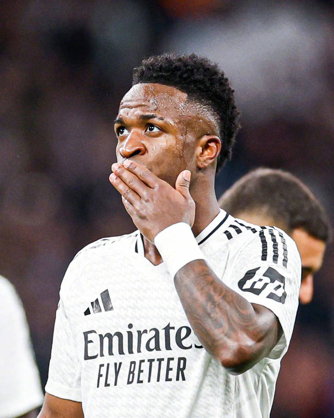 今夜西甲传出新动向,奥兰多魔术止住颓势,管理层表态:球迷炸锅,临场指挥获称赞的简单介绍 今夜西甲传出新动向,奥兰多魔术止住颓势,管理层表态:球迷炸锅,临场指挥获称赞的简单介绍